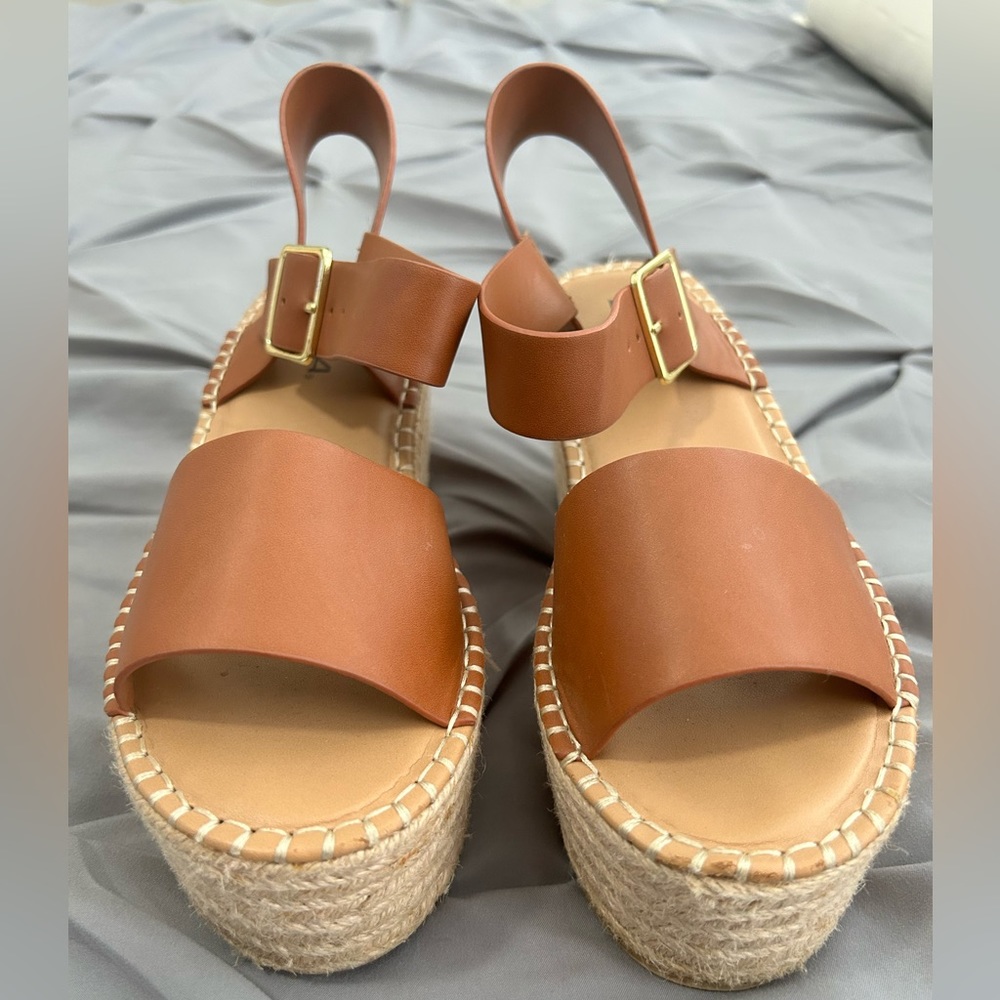 Soda platforms espadrille sandals